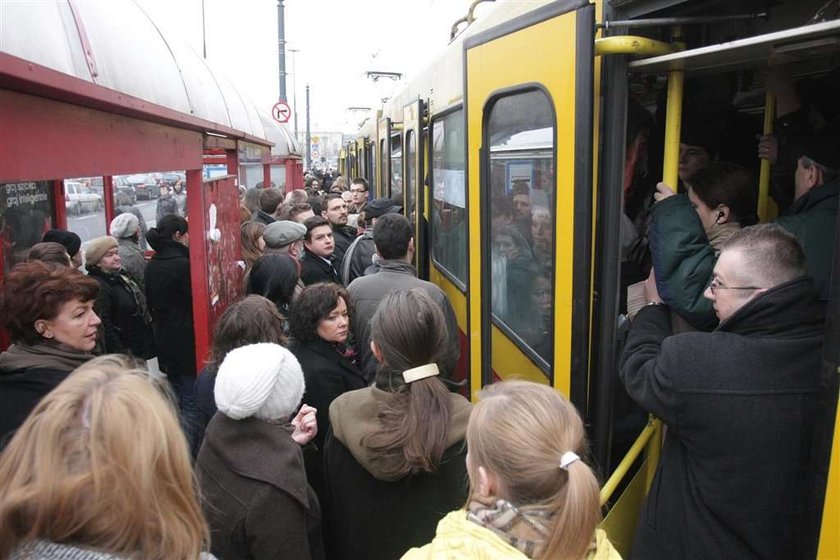 Armagedon w centrum Warszawy. Zamknęli metro