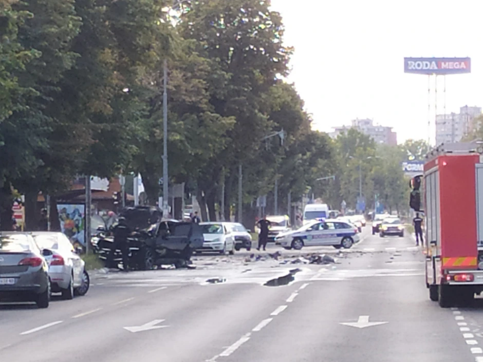 Bomba ispod automobila Novi Beograd