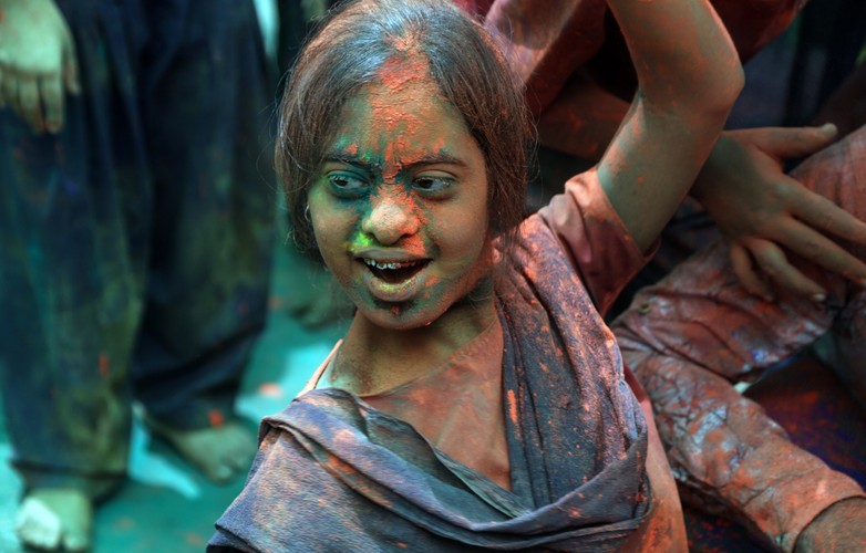 HOLI. HINDUISTYCZNE ŚWIĘTO WIOSNY