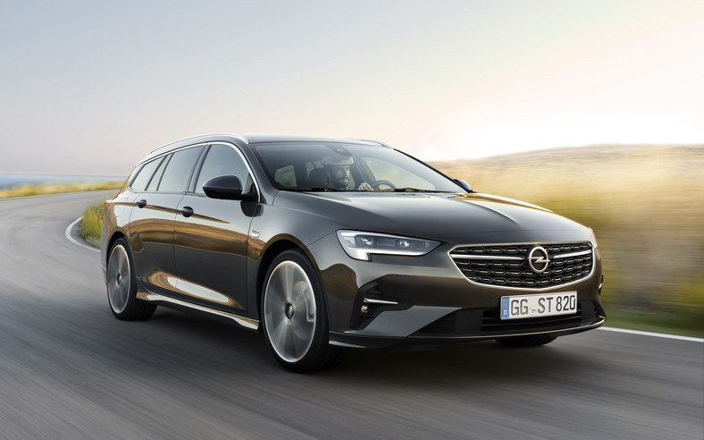 Opel Insignia po modernizacji – więcej elegancji w standardzie