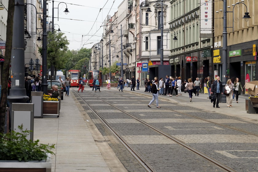 Katowice. Ulica 3 Maja czeka na remont