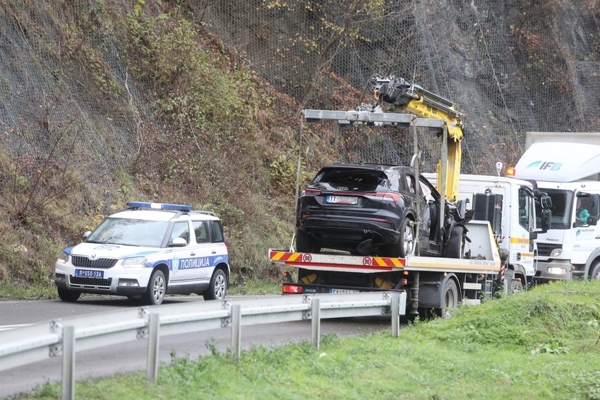 Izvlačenje auta u kojem je bila nestala Ana Radović