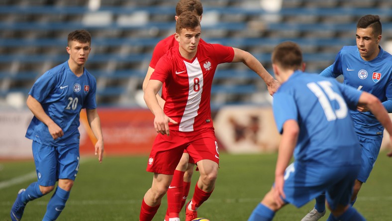 Why Man United Should Move For Polish Prodigy Kacper Kozlowski