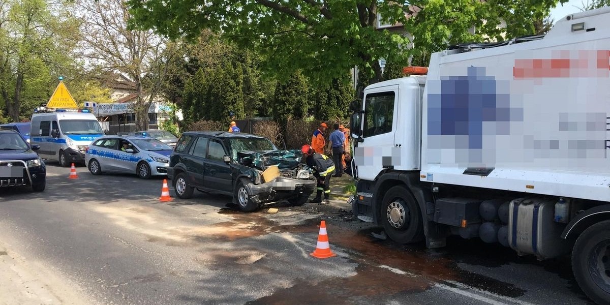 84-latek zmarł na miejscu po zderzeniu ze śmierciarką