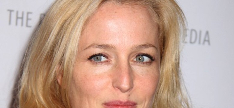 Dana Scully prosi fanów o wsparcie