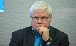 Hausner o barierach dla "planu Morawieckiego": Państwo polskie jest źródłem zakłócenia i niepewności