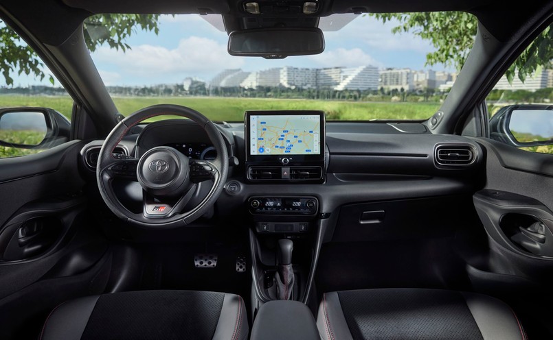 Nowa Toyota Yaris 2025