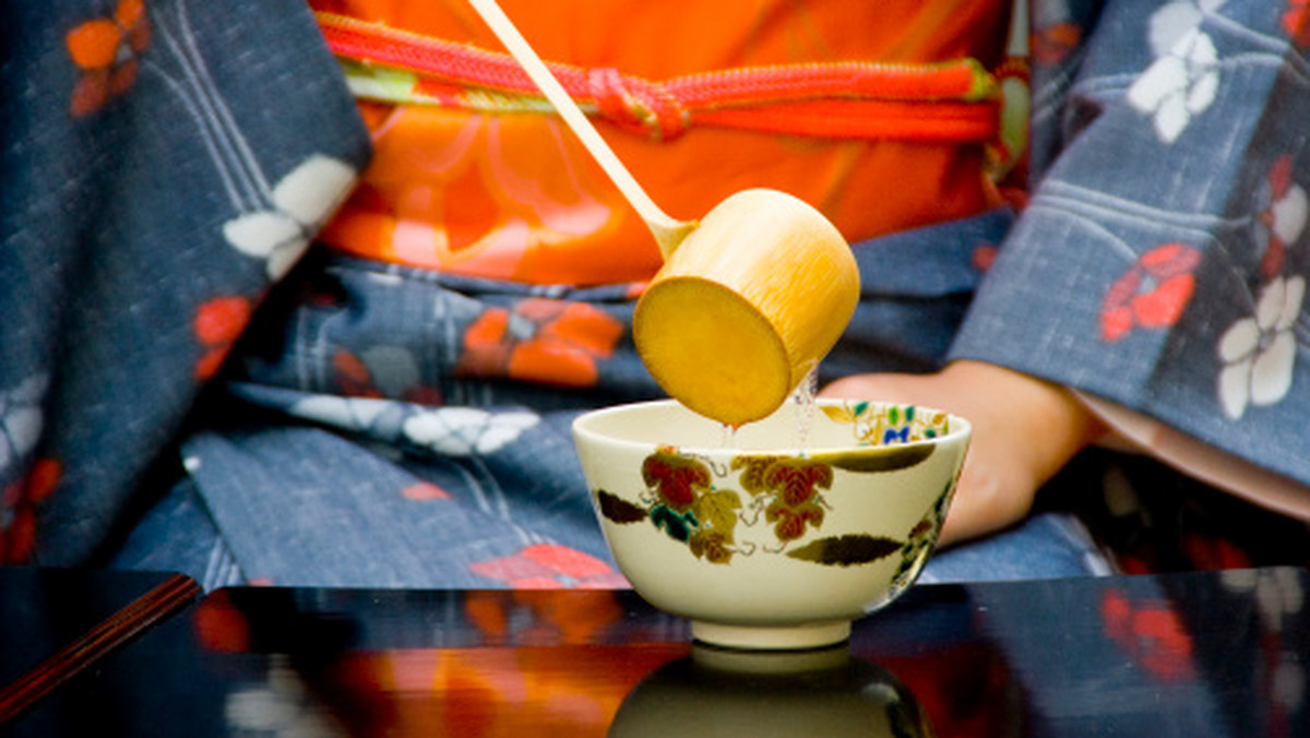 Sztuki walki, origami, kaligrafia, ceremoniał parzenia herbaty – to tylko niektóre elementy japońskiej tradycji, które będzie można poznać w Centrum Sportu i Kultury Japońskiej (CSKJ) w Łodzi. Centrum rozpocznie działalność w poniedziałek.