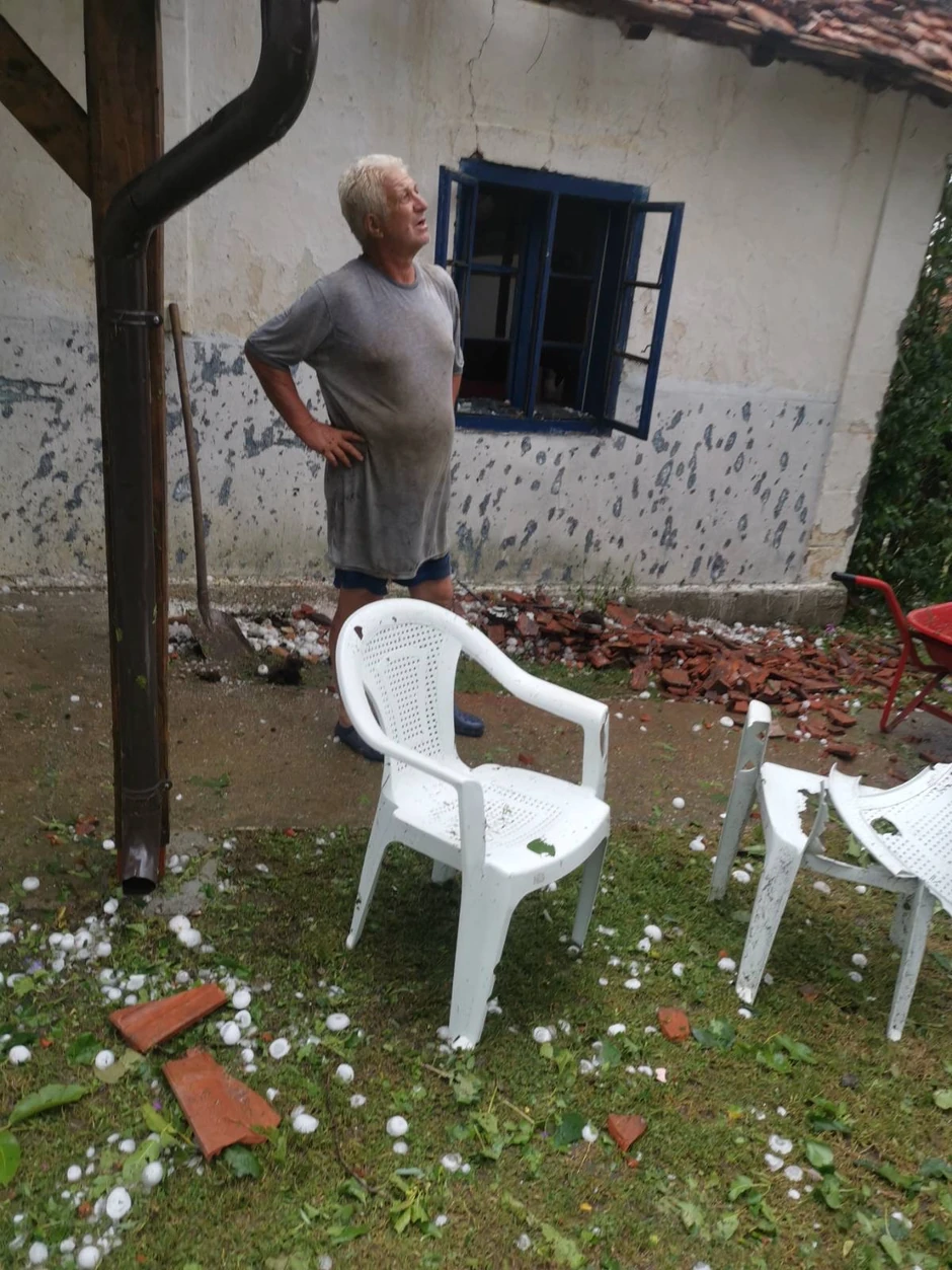 Grad uništio fasadu kuće