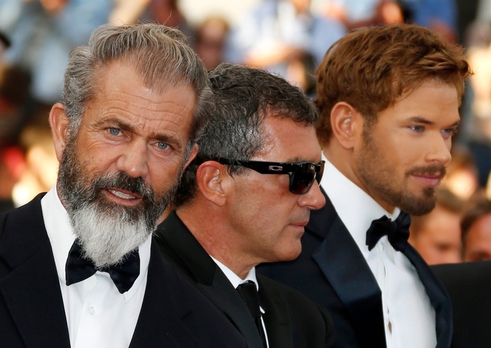 Mel Gibson, Antonio Banderas i Kellan Lutz na canneńskim czerwonym dywanie