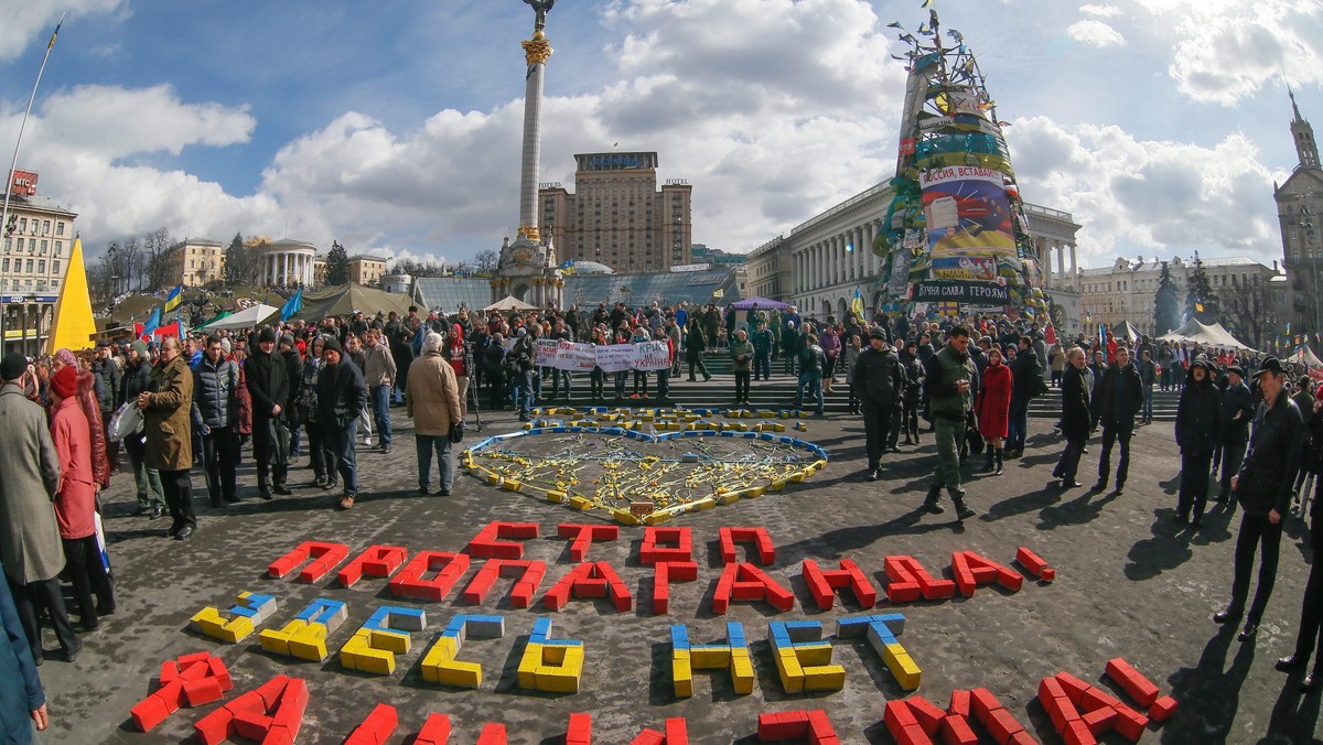 putin propaganda krym ukraina kacewicz