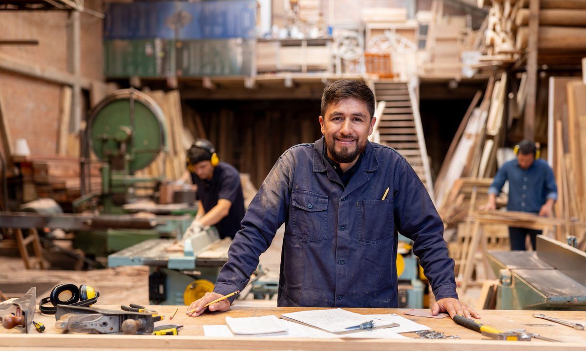 Jeśli nie studia, to co? Zawody z segmentu „blue collar” dobrze rokują na przyszłość