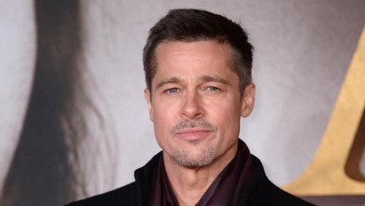 Ikertornyok: szabályosan menekülnie kell a nők elől Brad Pitt hasonmásának