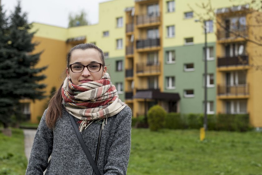 Władze Dąbrowy chcą uporządkować kolorystykę budynków w śródmieściu