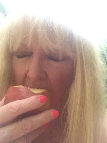 Maryla Rodowicz je jabłka