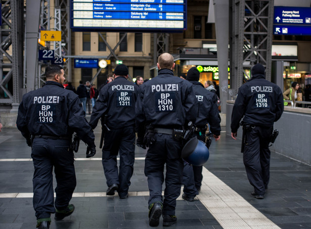 Niemiecka policja stosowała rasowe profilowanie? MSW odmawia weryfikacji