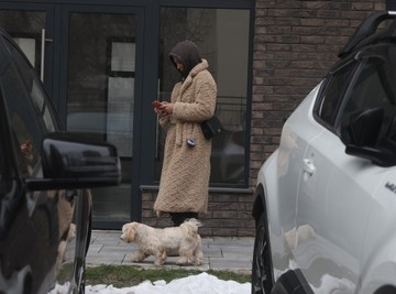 NIKADA VIŠE MUŠKARACA OKO TRUDNE PEVAČE! Otkrila sa čime se suočila nakon kraha ljubavi sa OCEM DETETA: "LOŽE SE NA ŽENU KOJA NOSI BEBU"