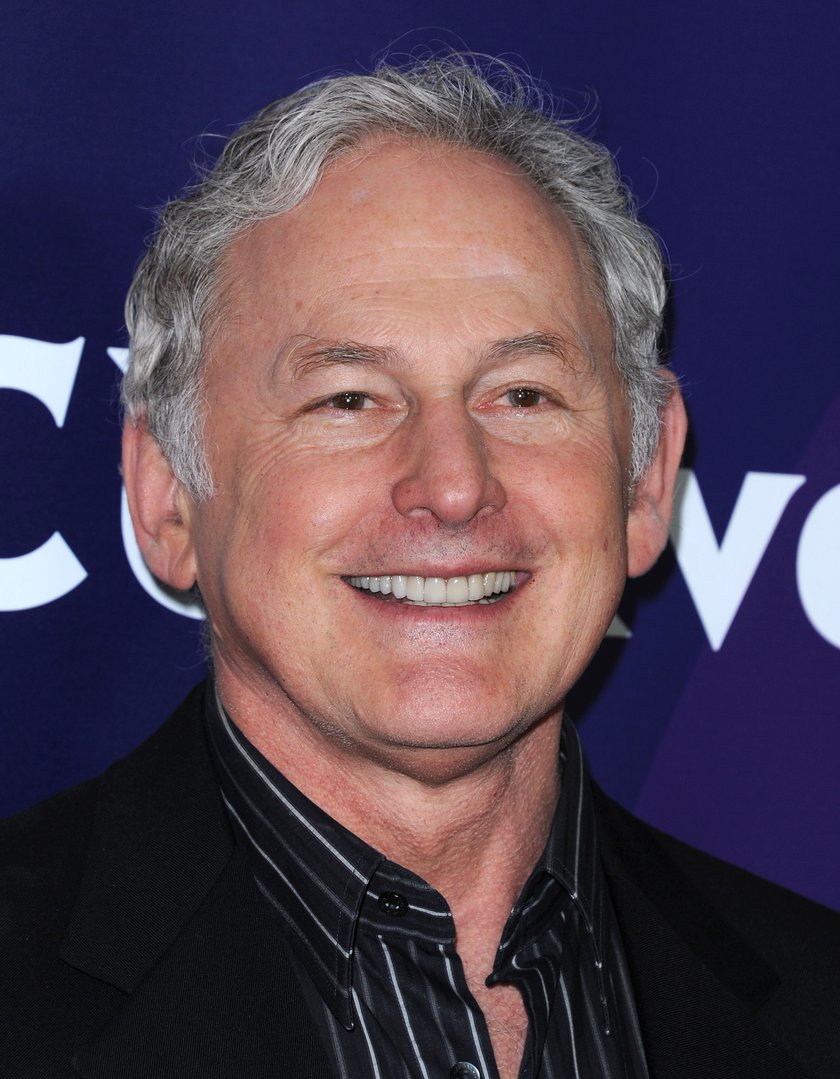 Victor Garber