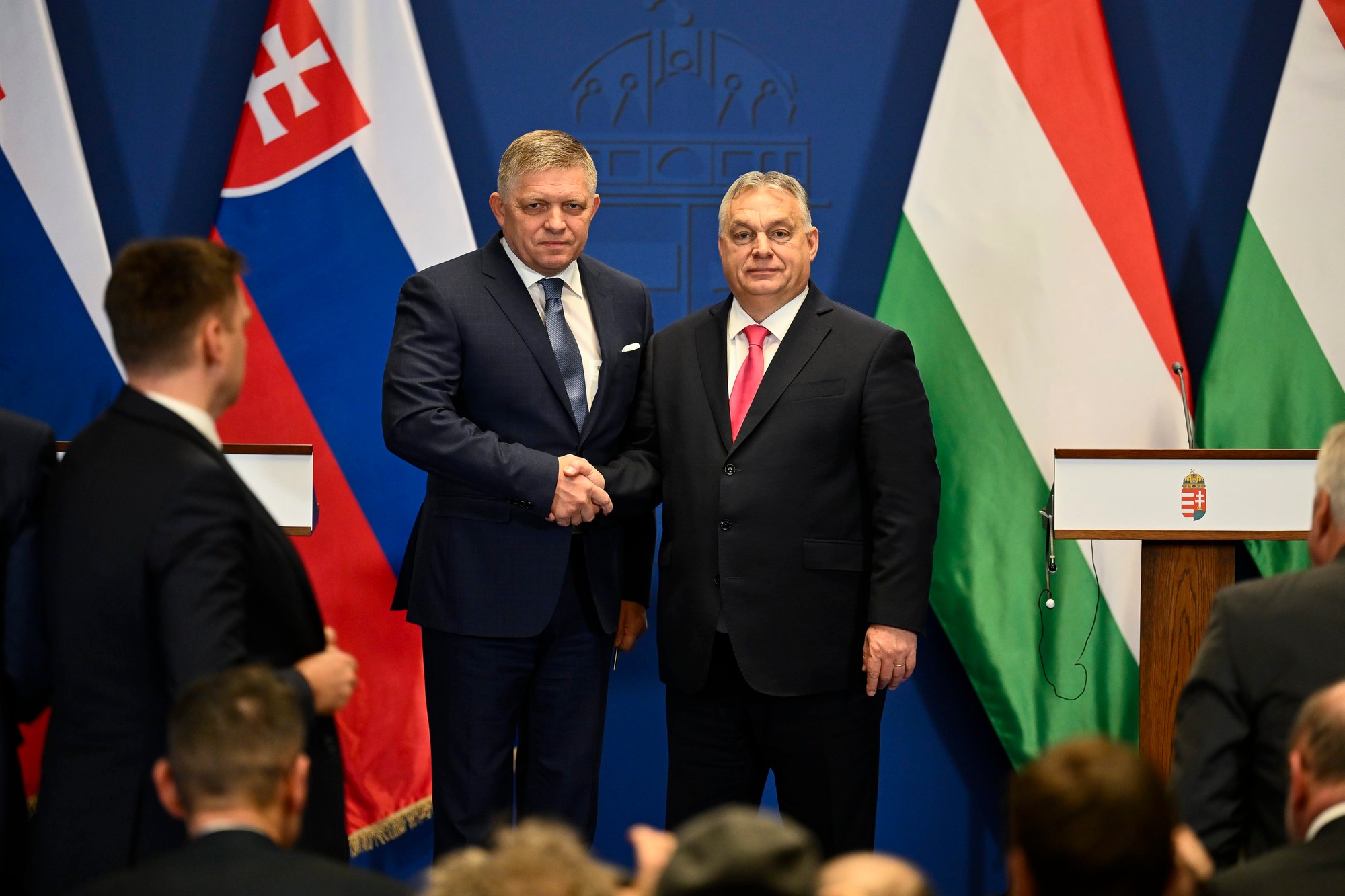 Róbert Fico počas návštevy Maďarska s Viktorom Orbánom.