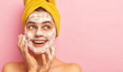  Pianka do mycia twarzy – kiedy warto ją stosować? Czy działa lepiej niż żel oczyszczający? 