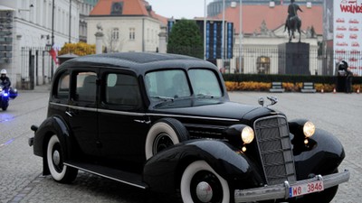 WARSZAWA CADILLAC JZEFA PISUDSKIEGO