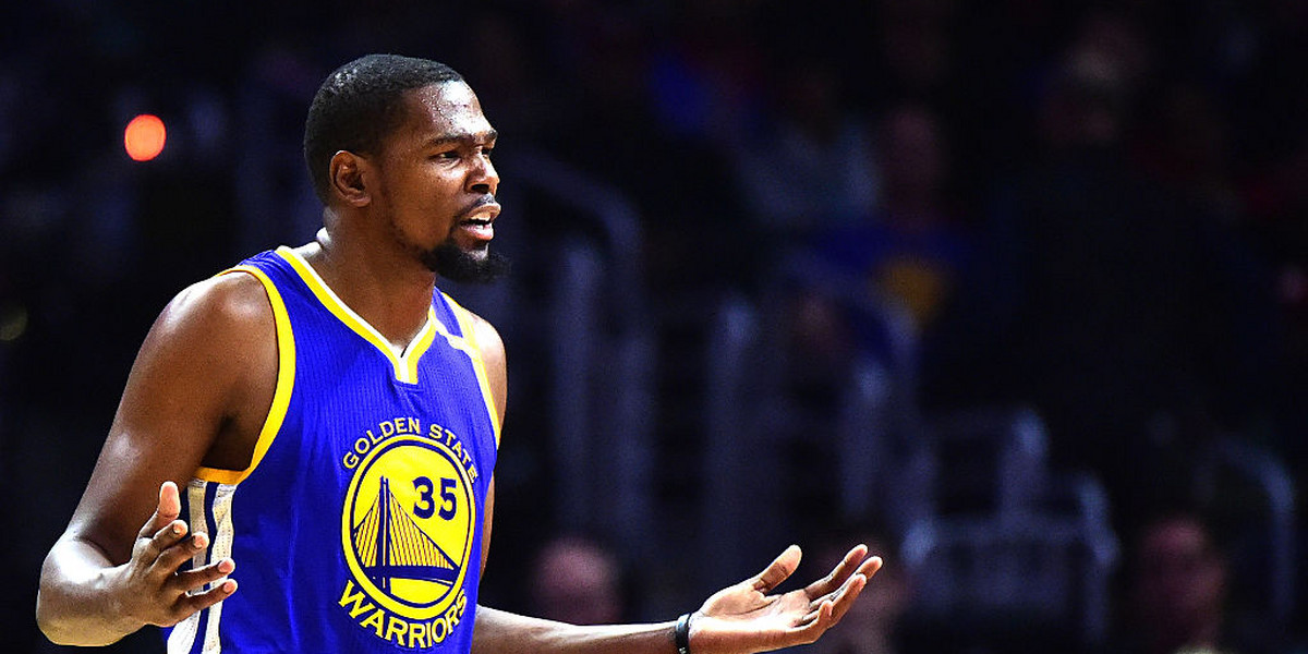 Kevin Durant rips the NBA for report that throws refs 'under the bus'