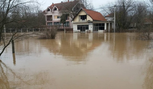Đunis, poplave