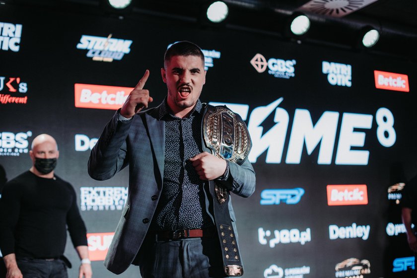 W ten weekend Fame MMA 8. Kto pojawi się w klatce?