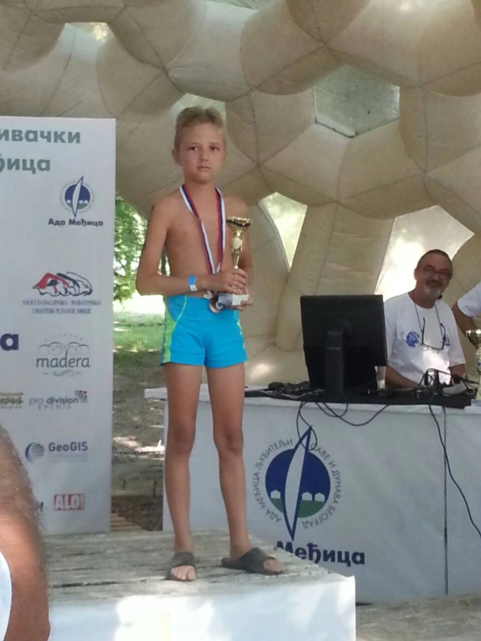 Aleksa Maksimović (10)