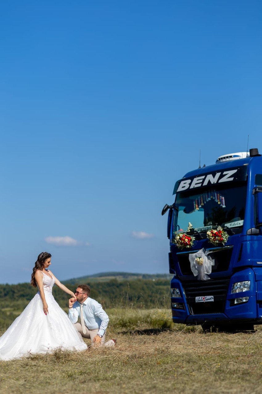 Svoju bajku žive na drumovima sveta