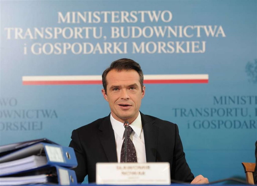 Idzie Euro 2012, więc minister Nowak za 37 tys. zł kupił sobie... 