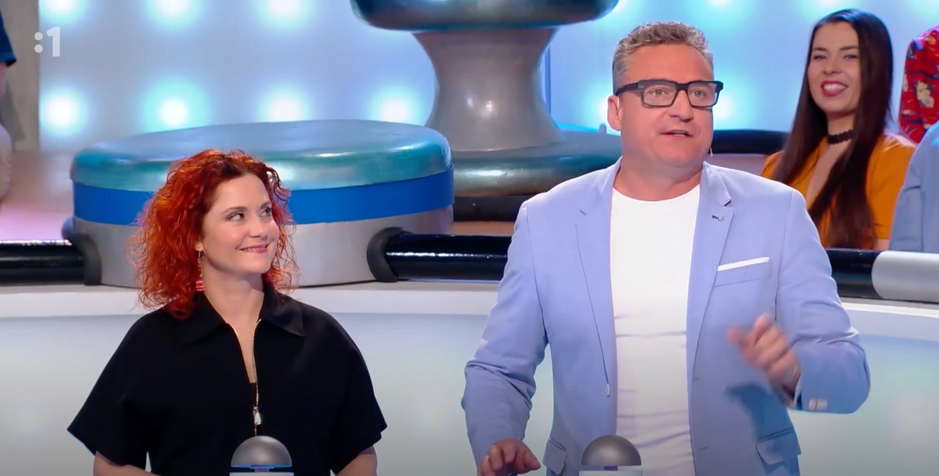 Speváčka Lucia Šoralová a Marcel Forgáč v relácii Záhady tela.