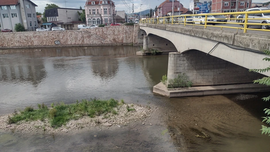 Mesto gde je devojčica pala