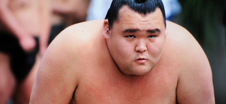Dwudziestu zawodników sumo uratowało tonącą kobietę
