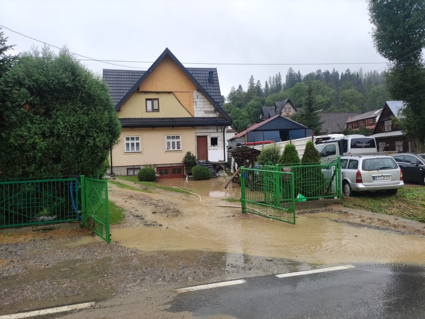 Zniszczenia po ulewie na Podhalu