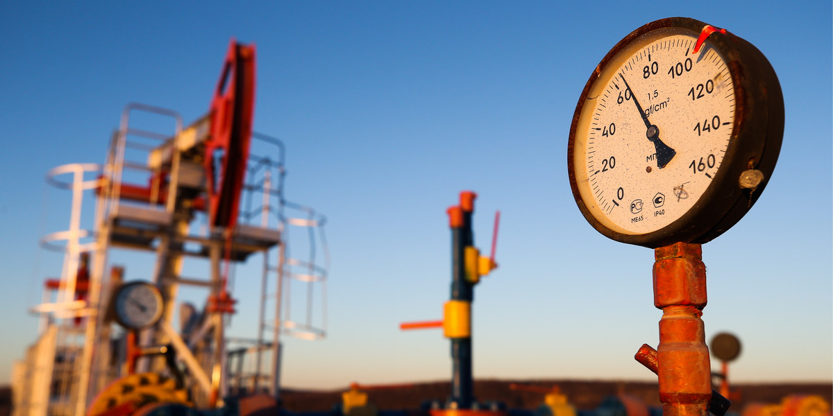 Rosja może być zmuszona do wstrzymania wydobycia ropy na polach lądowych