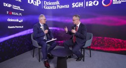 Sektor bankowy w Ukrainie działa i się unowocześnia