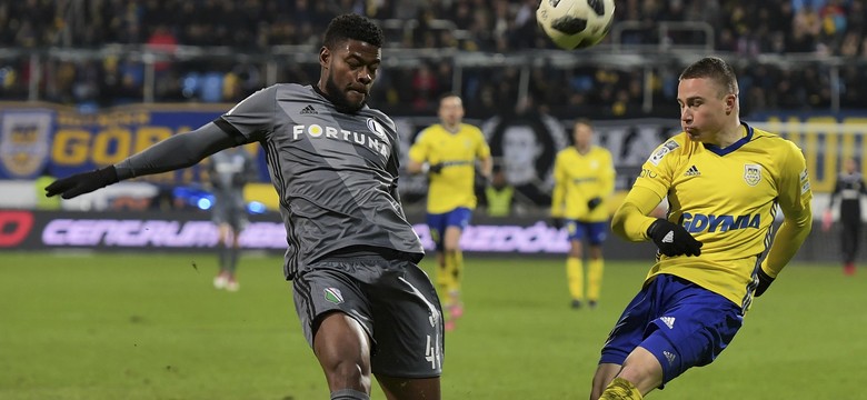 Legia przegrała drugi mecz z rzędu. Mistrzostwo oddala się coraz bardziej