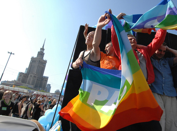 "15 tysięcy dzieci wychowują homoseksualiści"