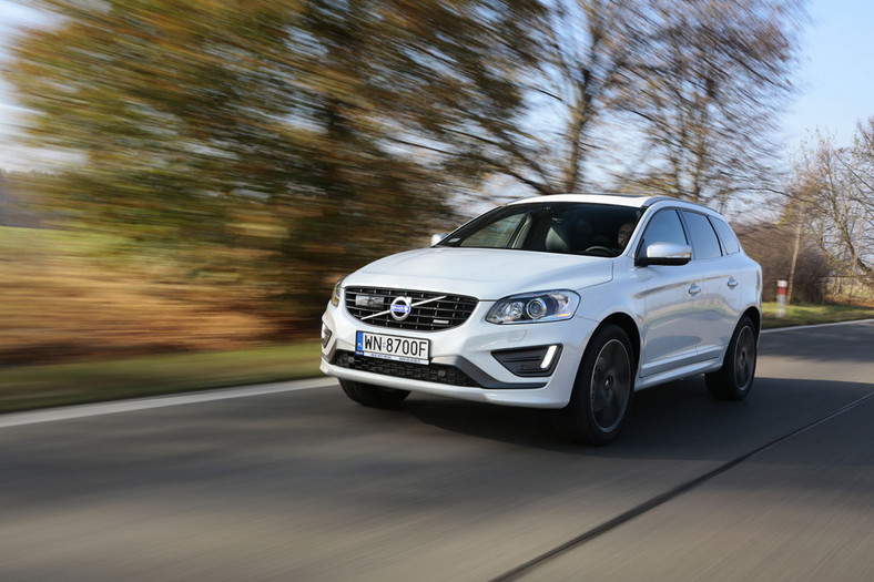 Volvo XC60 T5 R-Design - Autostradowa terenówka