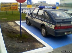 Nie parkuj jak ku...as! Akcja internautów