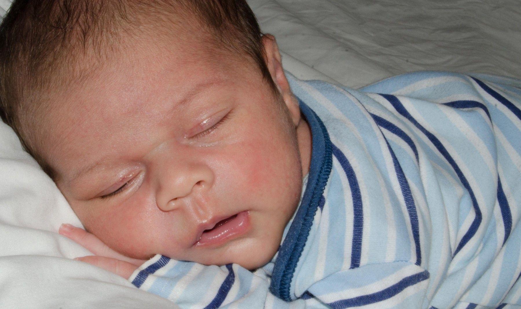 Syndróm modrej masky u novorodencov: Čo to je a prečo vzniká? Vysvetľuje  lekárka | Najmama.sk