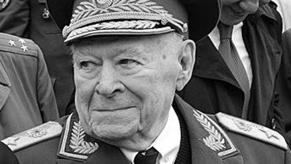 W wieku 93 lat zmarł dziś w Moskwie były wiceszef KGB ZSRR Filipp Bobkow, który przez 14 lat kierował zarządem KGB zajmującym się walką z "dywersjami ideologicznymi". Uważany był za jednego z organizatorów represji, zaciekle zwalczającego dysydentów.