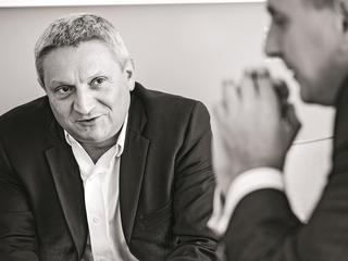 Andrzej Mikosz w rozmowie z Erykiem Stankunowiczem wskazał polityczne konsekwencje sporu o niezależność sądów. Jego zdaniem rezultatem będzie wyjście Polski z UE 