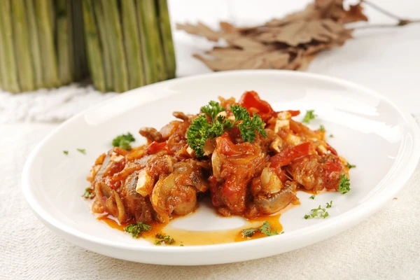 Tajne snalažljivih srpskih domaćica - evo jela od malo mesa koja će vas OSTAVITI BEZ TEKSTA: Ručajte kao KRALJ i pri tom uštedite