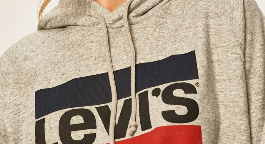 Gigantyczna wyprzedaż marki Levi's. Flagowe bluzy, jeansy i topy pokaźnie przecenione