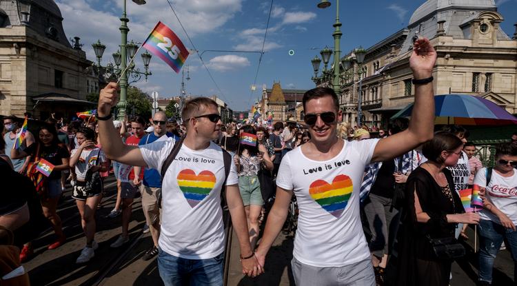 A Budapest Pride szervezői szerint egy ember csak úgy tud teljes életet élni, ha felvállalja saját magát