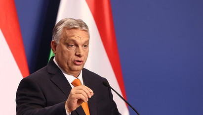 Orbán Viktor búcsúzik a leköszönő Áder Jánostól: „Köszönjük, Elnök úr!”