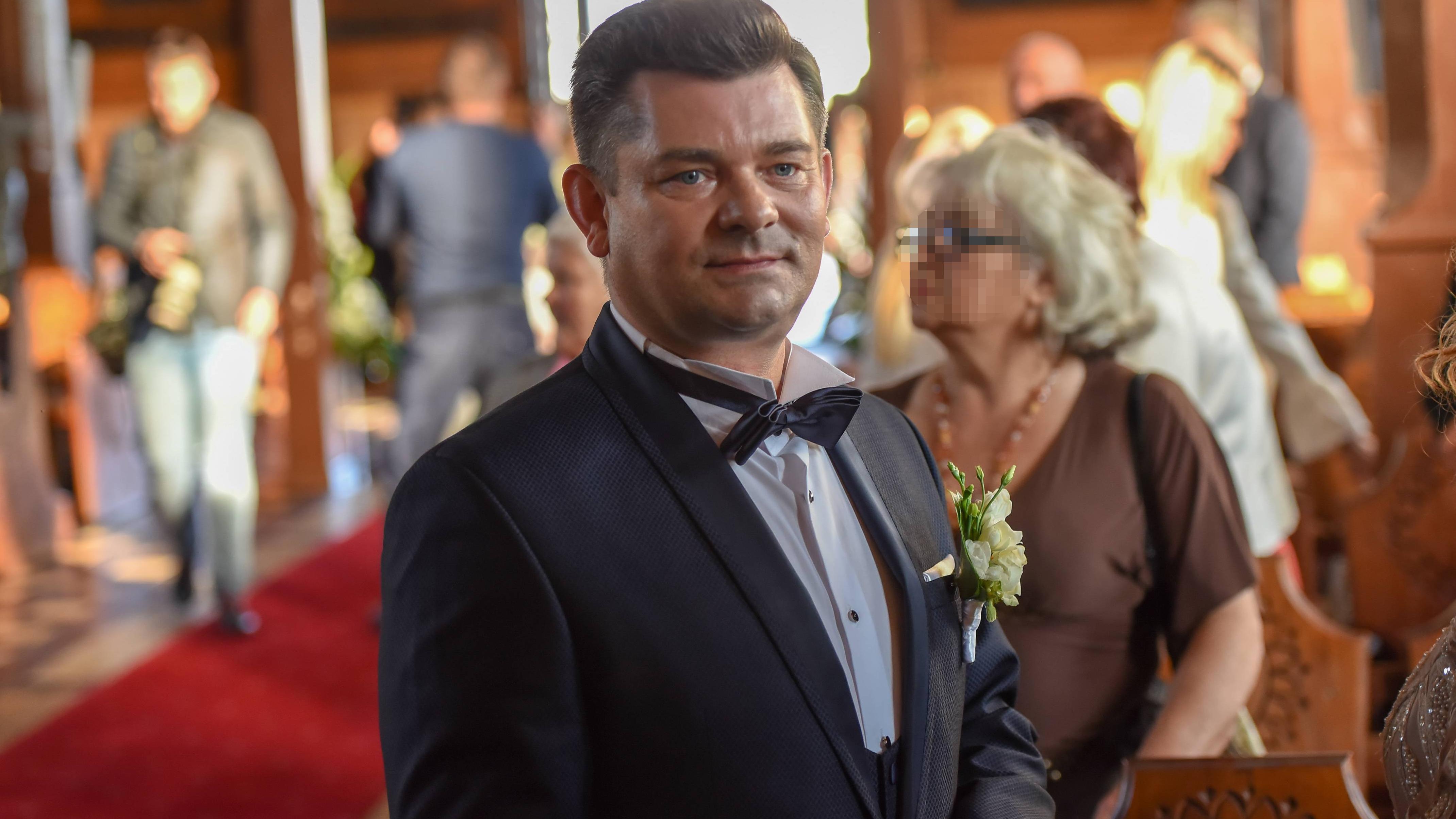 Syn Zenona Martyniuka wziął ślub. Jak wyglądała para młoda? [ZDJĘCIA] -  Plejada.pl