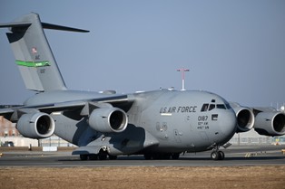 W podkarpackiej Jasionce lądują kolejne samoloty z żołnierzami US Army